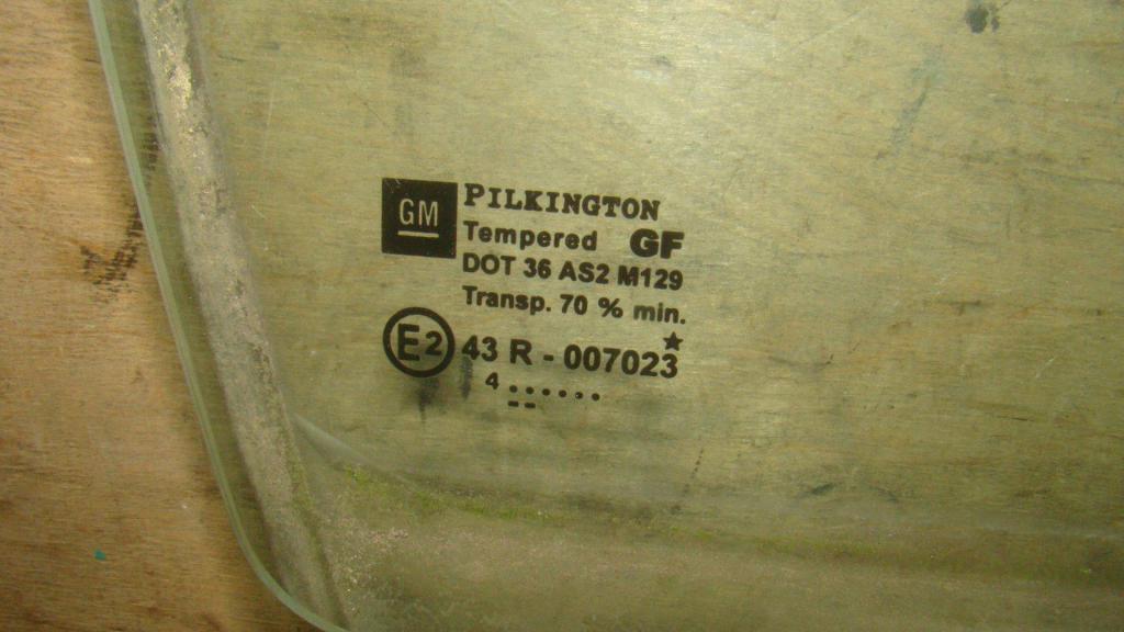 Стекло двери задней правой, 600 рублей, Пермь