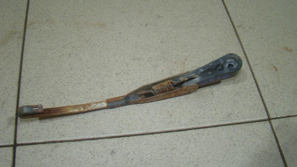 Поводок стеклоочистителя заднего, 550 рублей, Пермь