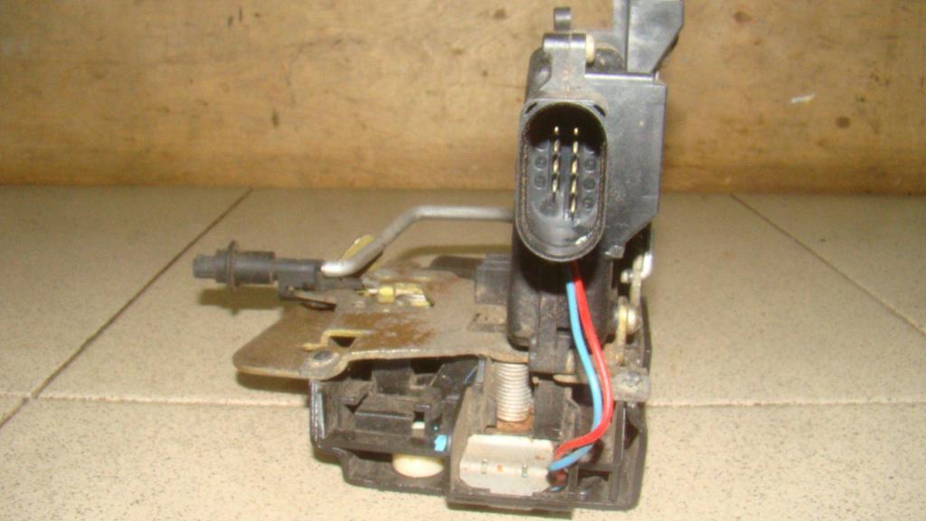 Замок двери передней правой, 2000 рублей, Пермь