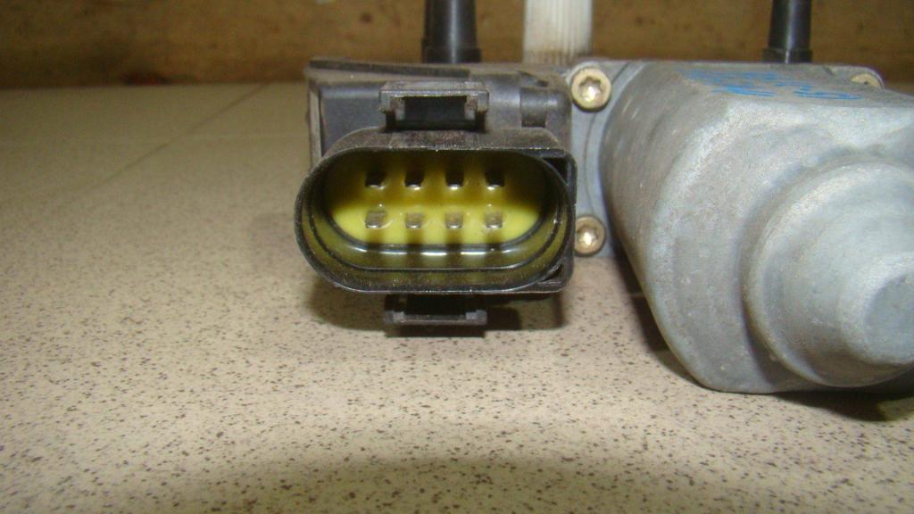 Моторчик стеклоподъемника, 1000 рублей, Пермь