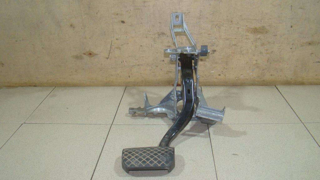 Педаль тормоза, 500 рублей, Пермь