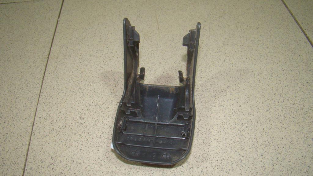 Крышка кронштейна сиденья, 500 рублей, Пермь