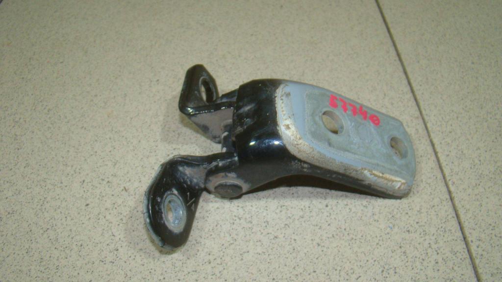 Петля двери передней правой верхняя, 1500 рублей, Пермь