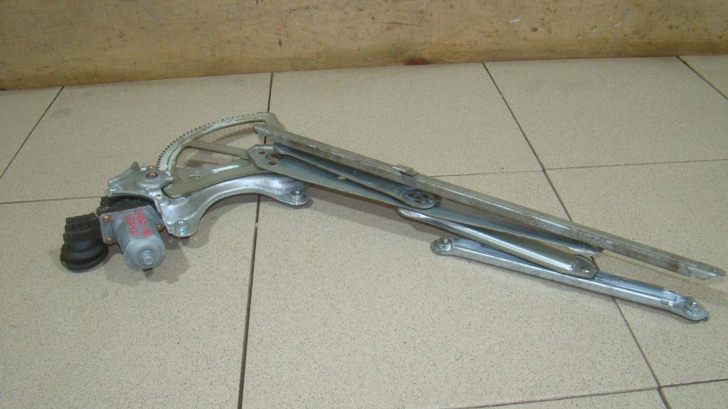 Стеклоподъемник передний правый, 3600 рублей, Пермь