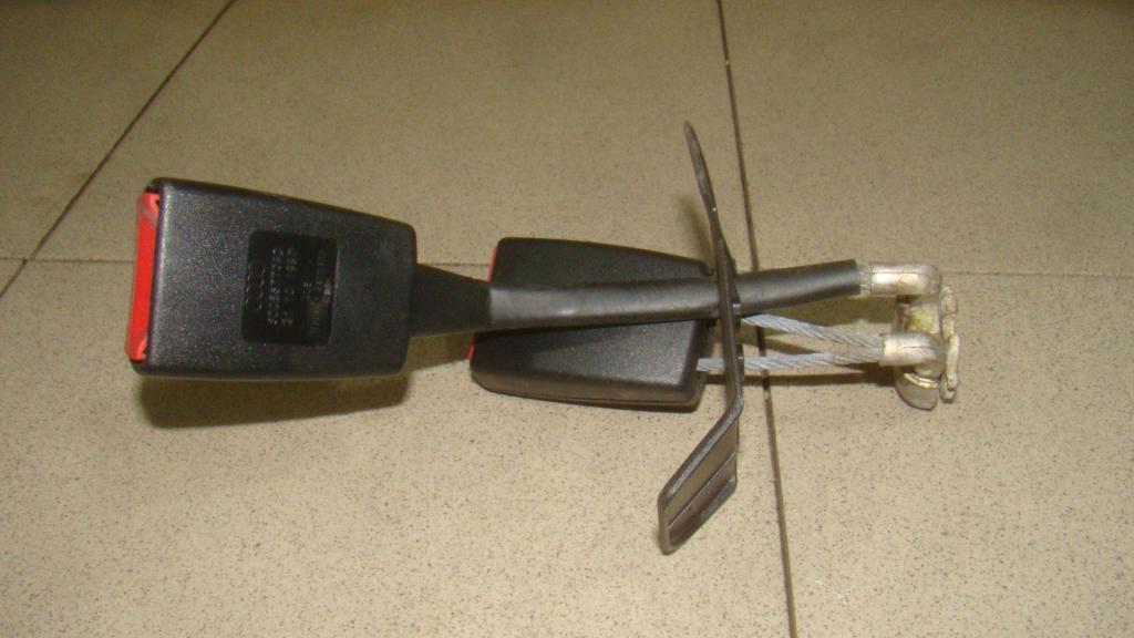 Ответная часть ремня безопасности, 500 рублей, Пермь