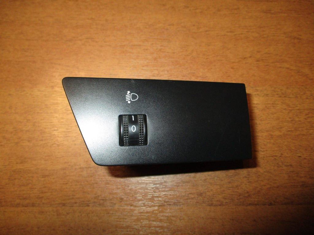 Кнопка корректора фар, 500 рублей, Пермь