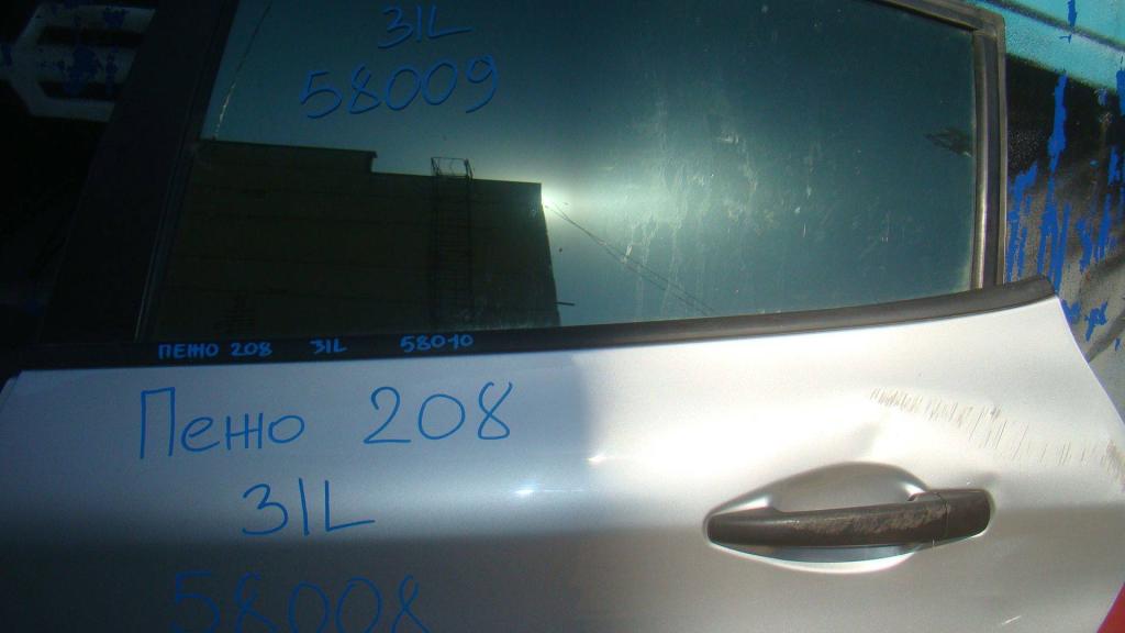 Накладка стекла заднего левого, 1000 рублей, Пермь