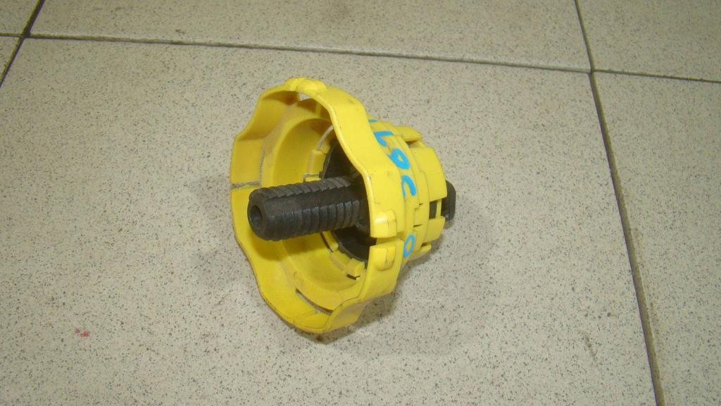 Болт крепления запасного колеса, 500 рублей, Пермь