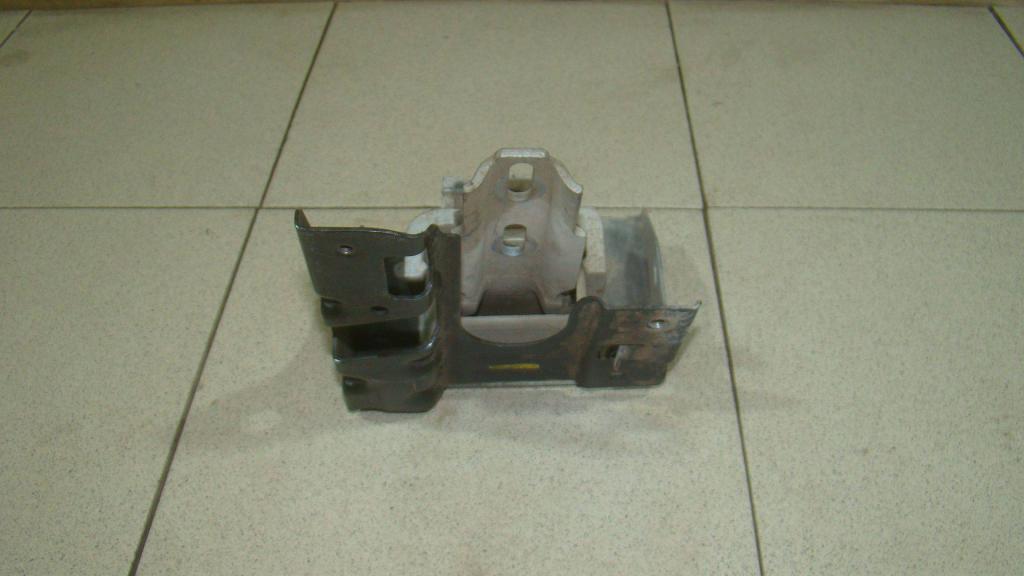 Опора КПП левая, 1500 рублей, Пермь