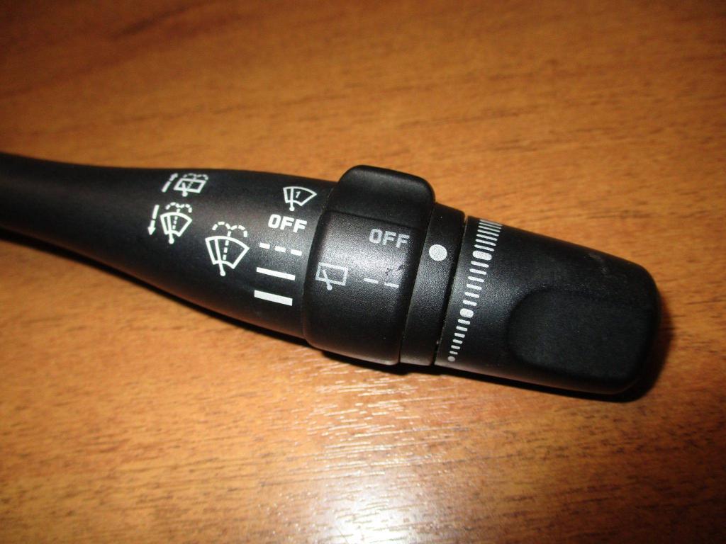 Переключатель стеклоочистителей, 1000 рублей, Пермь