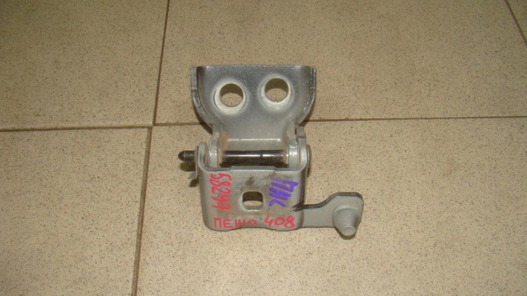 Петля двери передней левой нижняя, 500 рублей, Пермь