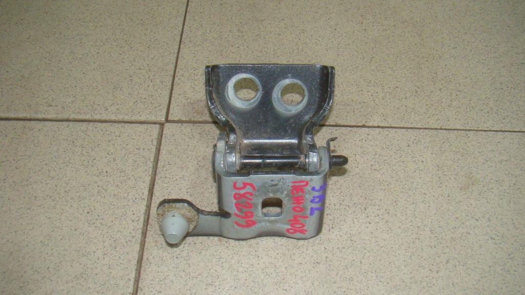 Петля двери задней левой верхняя, 500 рублей, Пермь