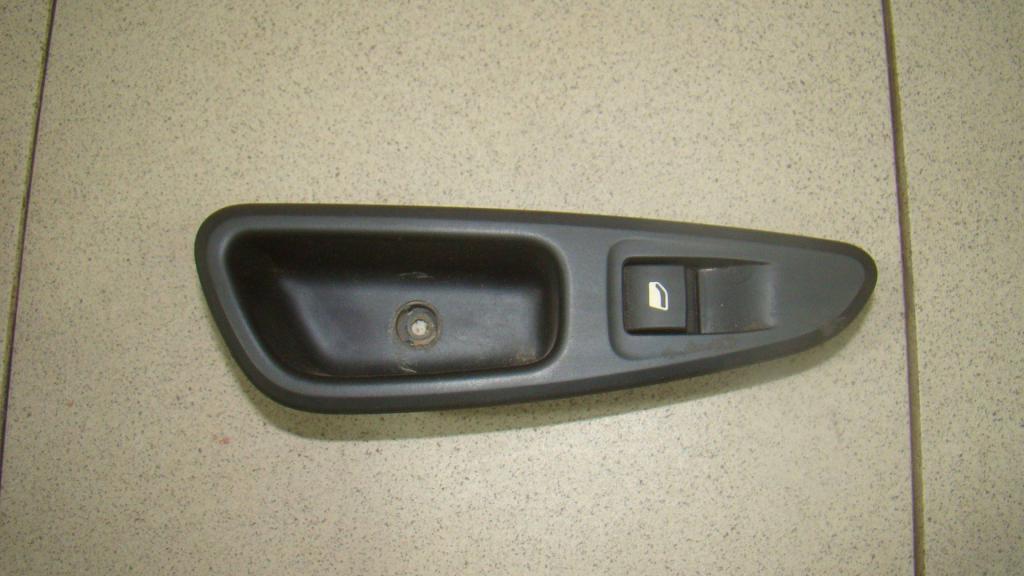 Кнопка стеклоподъемника, 500 рублей, Пермь