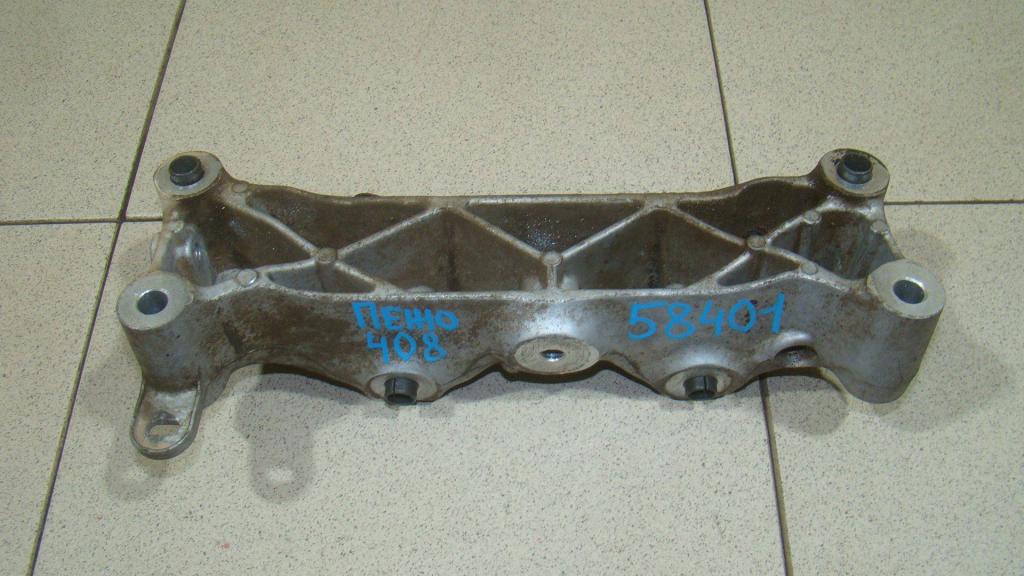 Кронштейн двигателя правый, 500 рублей, Пермь