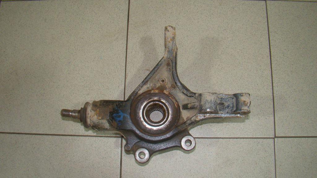 Кулак поворотный передний левый, 2500 рублей, Пермь