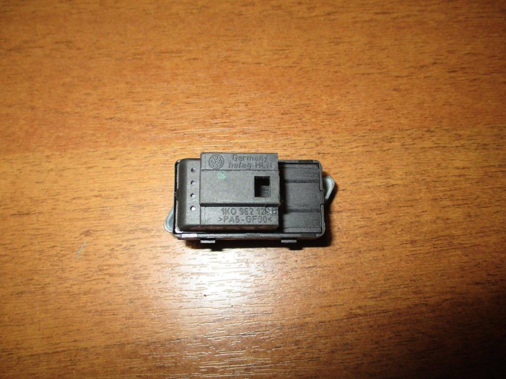 Кнопка центрального замка, 500 рублей, Пермь