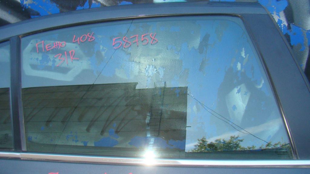 Стекло двери задней правой, 1000 рублей, Пермь