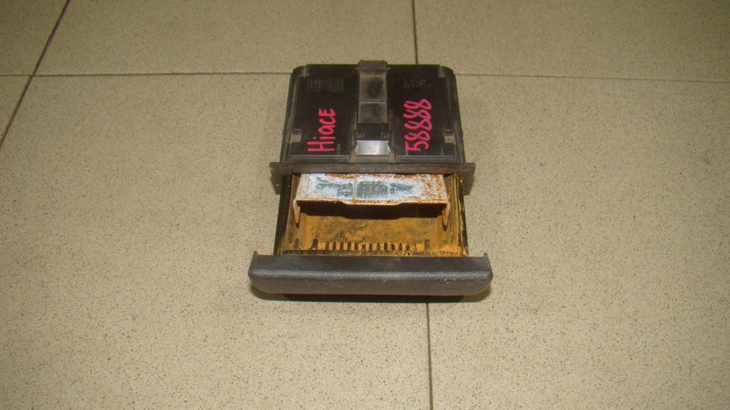 Пепельница передняя, 1000 рублей, Пермь