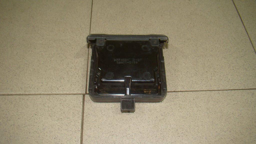 Пепельница передняя, 1000 рублей, Пермь