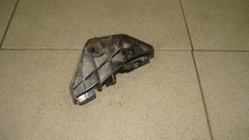 Кронштейн заднего бампера правый, 500 рублей, Пермь