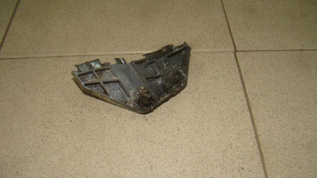 Кронштейн заднего бампера правый, 500 рублей, Пермь