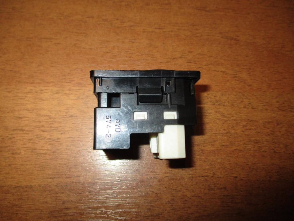 Переключатель регулировки зеркала, 500 рублей, Пермь