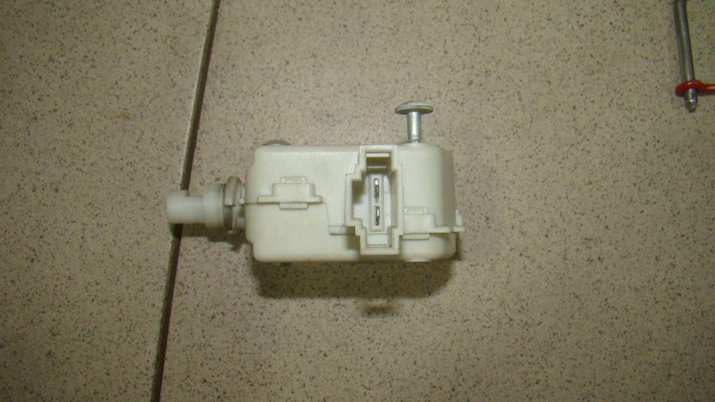 Активатор замка крышки бензобака, 500 рублей, Пермь