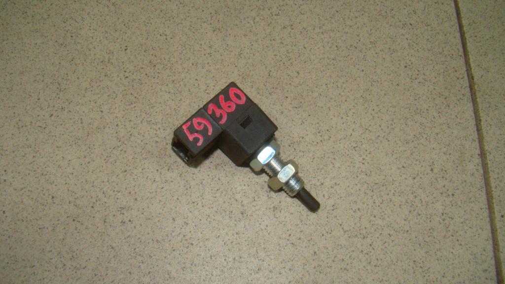 Датчик включения стопсигнала, 500 рублей, Пермь