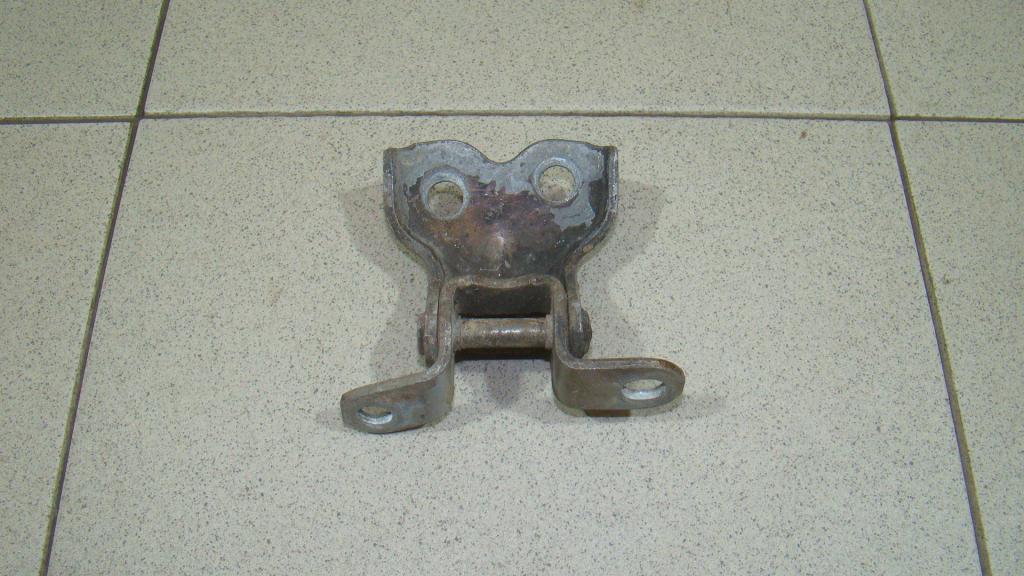 Петля двери задней правой верхняя, 500 рублей, Пермь