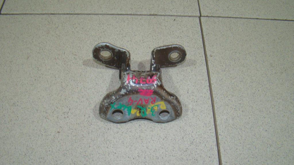 Петля двери задней правой верхняя, 500 рублей, Пермь