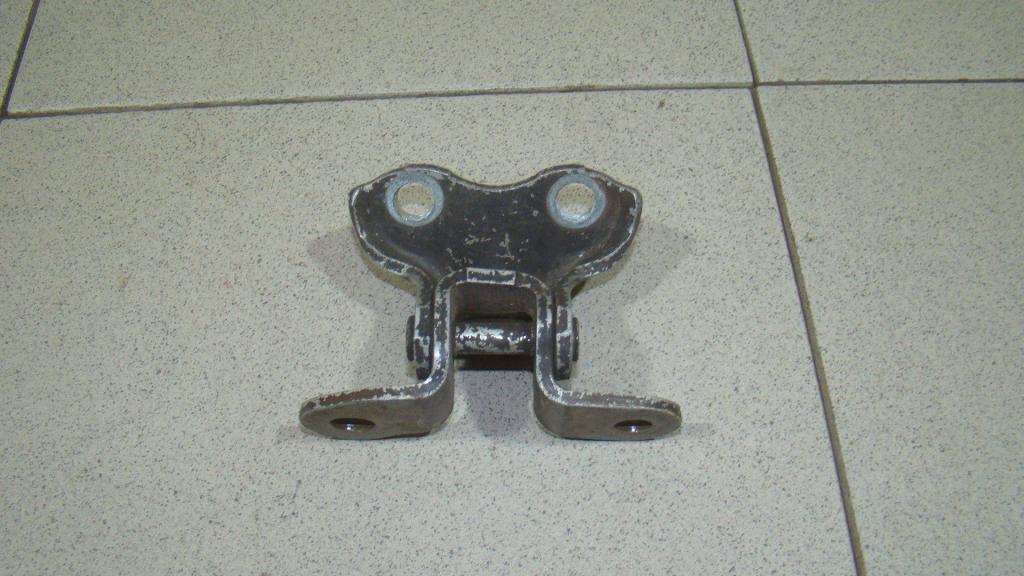 Петля двери задней правой верхняя, 500 рублей, Пермь