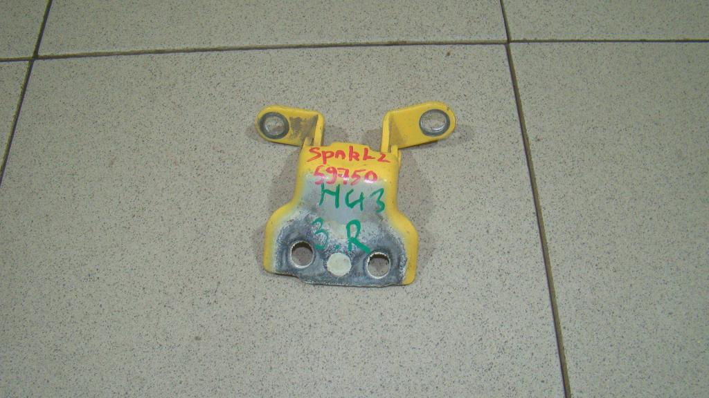 Петля двери задней правой нижняя, 500 рублей, Пермь