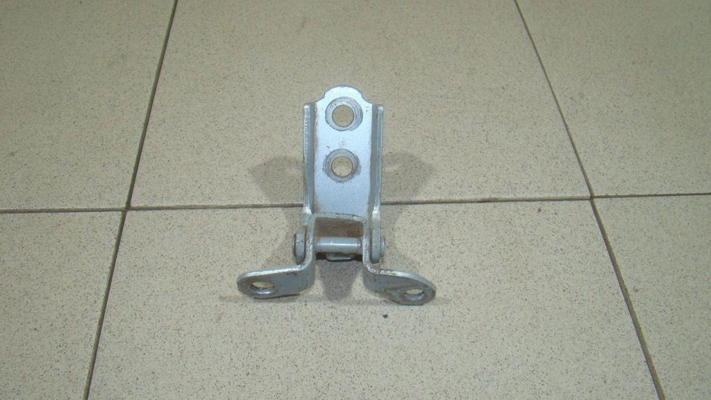 Петля двери задней правой нижняя, 500 рублей, Пермь