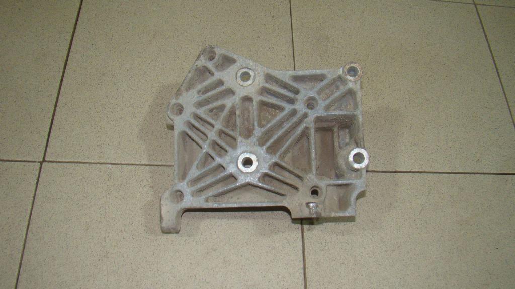 Кронштейн генератора, 500 рублей, Пермь