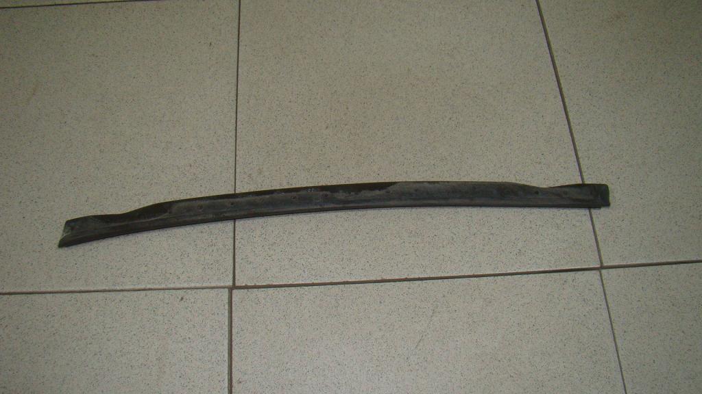 Накладка стекла кузовного глухого левого, 700 рублей, Пермь