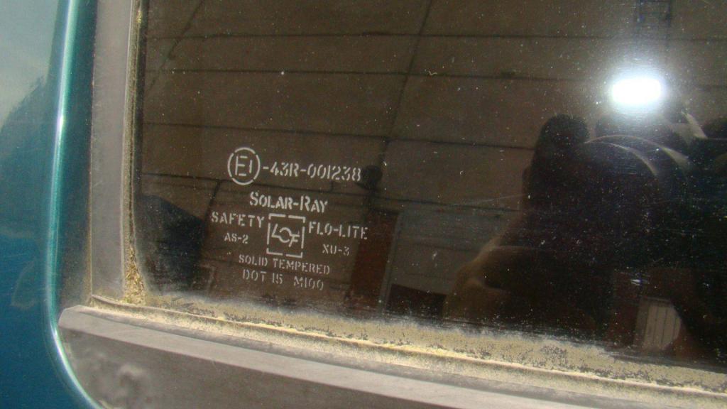 Стекло двери задней левой, 1000 рублей, Пермь