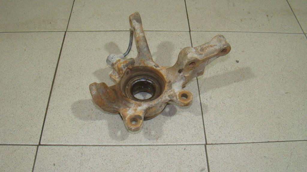 Кулак поворотный передний левый, 2000 рублей, Пермь