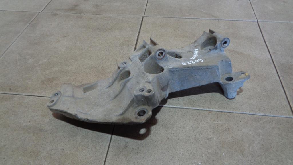 Кронштейн генератора, 1000 рублей, Пермь