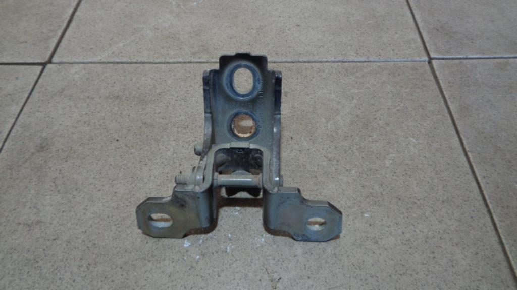 Петля двери передней левой верхняя, 500 рублей, Пермь