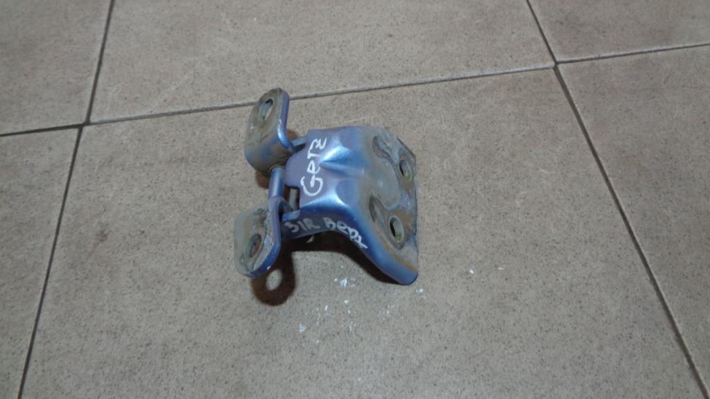 Петля двери задней правой верхняя, 500 рублей, Пермь