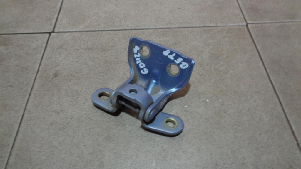 Петля двери задней левой верхняя, 500 рублей, Пермь