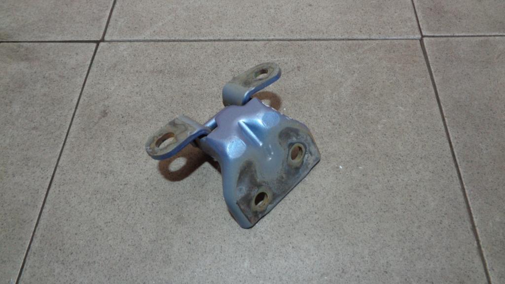 Петля двери задней левой верхняя, 500 рублей, Пермь