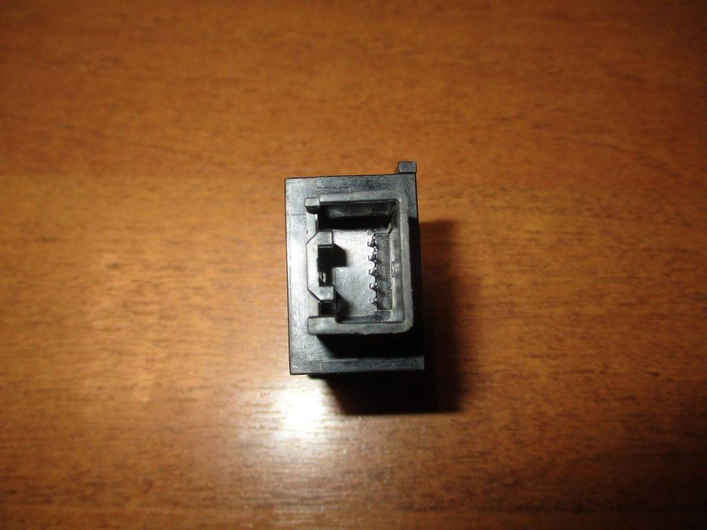 Кнопка освещения панели приборов, 500 рублей, Пермь