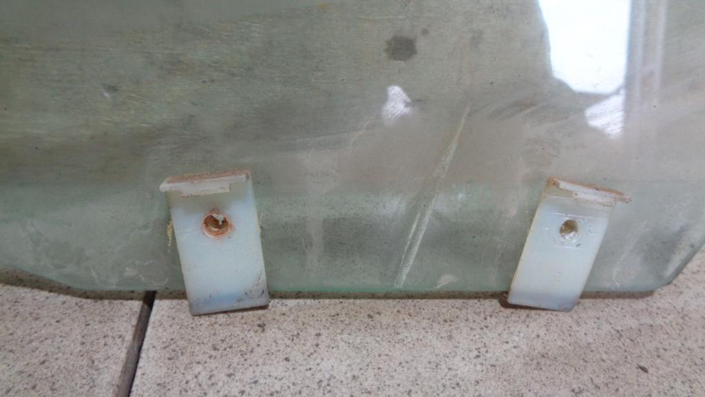 Стекло двери передней правой, 1000 рублей, Пермь