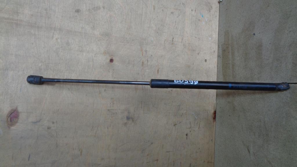 Амортизатор двери багажника, 500 рублей, Пермь