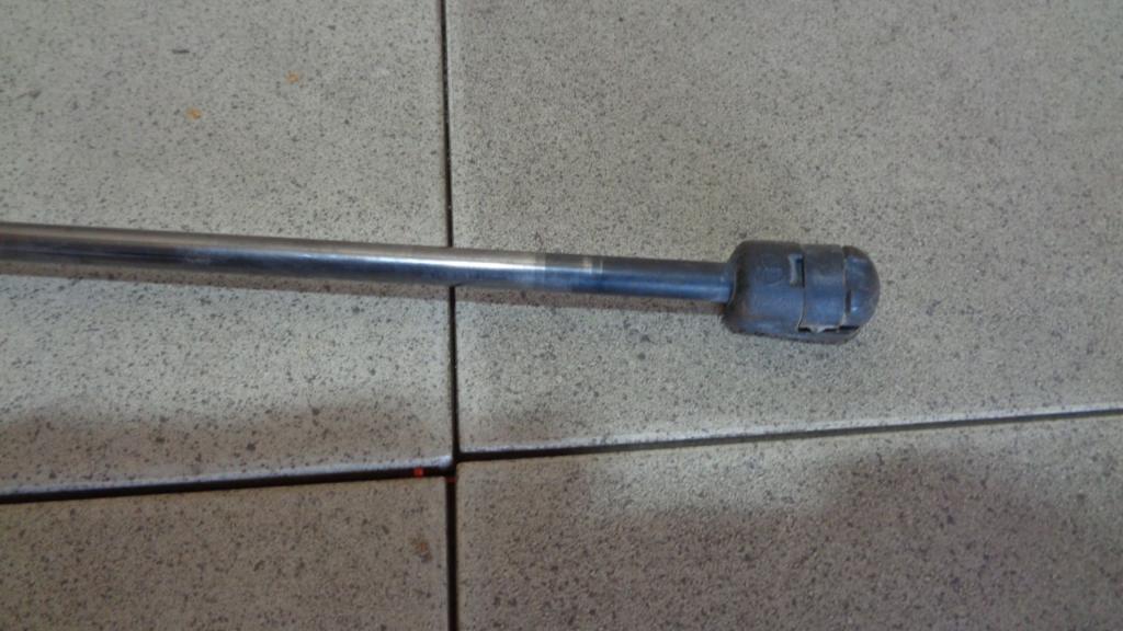 Амортизатор двери багажника, 500 рублей, Пермь