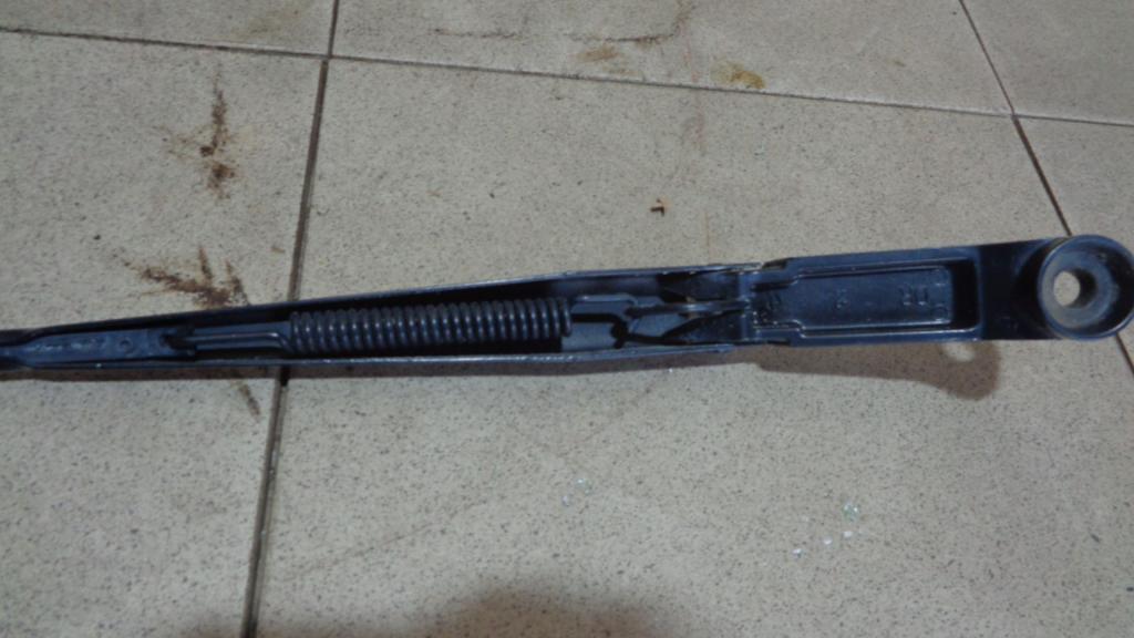 Поводок стеклоочистителя передний левый, 500 рублей, Пермь