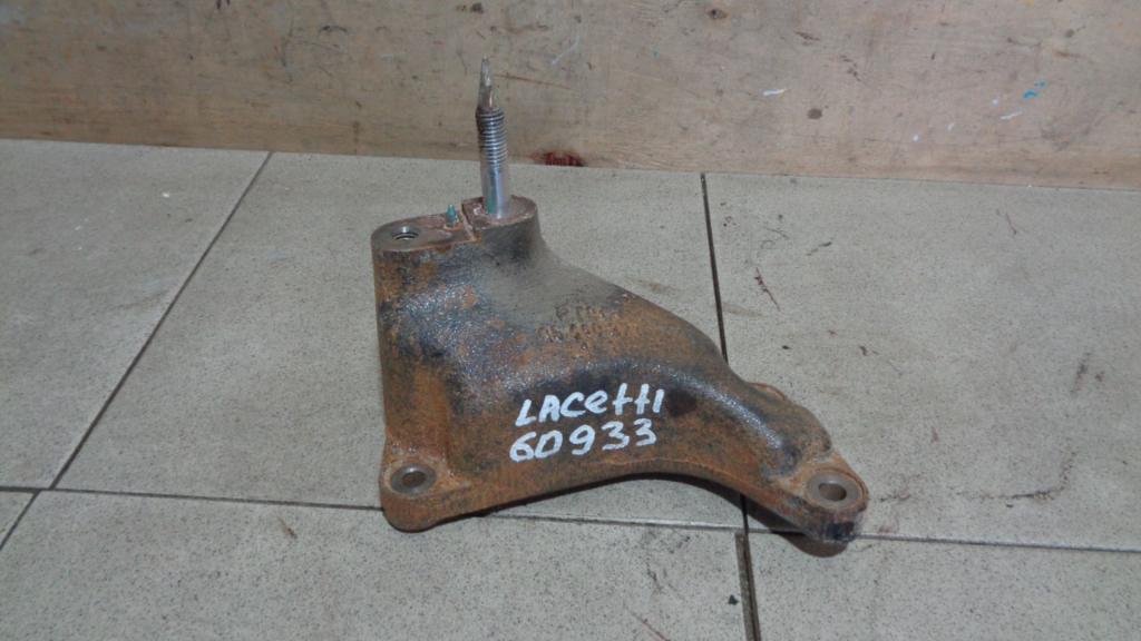 Кронштейн КПП левый, 500 рублей, Пермь