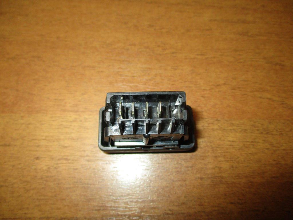 Кнопка обогрева заднего стекла, 500 рублей, Пермь