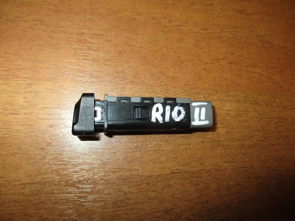 Кнопка обогрева сидений, 500 рублей, Пермь